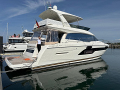 Prestige Yachts 630 Eignerschiff