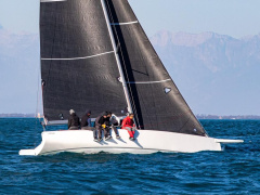 COMUZZI yachts C-32 SPORT daysailer