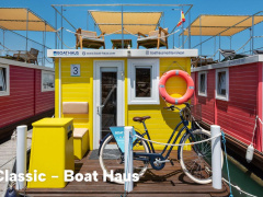 Boat Haus Mediterranean 8x3 Classic Hous