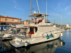 Viking Yachts 43' Convertible