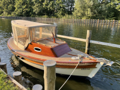 Metur Yachts AS, Spitzgatter Motorboot