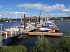 Liegeplätze für Segelboote in Walluf/Rhg