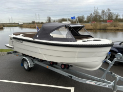 Topcraft 605 Tender