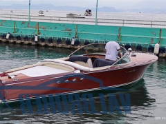 Riva Tritone