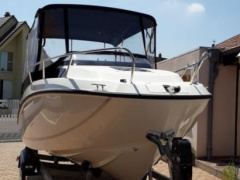 Quicksilver ACTIV 555 CABIN