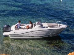 Jeanneau Cap Camarat 6.5 Center Console