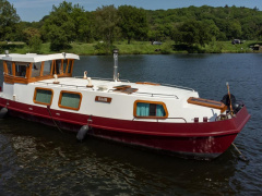 Varend Woonschip 1200