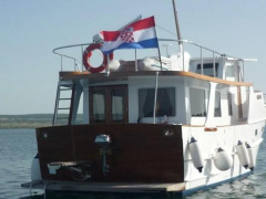 Grand Banks Alaskan 46 Trawler