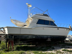 Hatteras 46