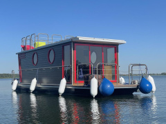 Nordic Season Autarkes Hausboot - Elektromotor