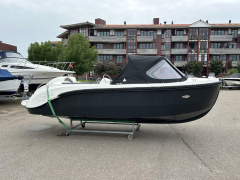 Oud Huijzer 600 Tender