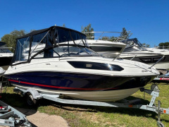 Bayliner VR5 CUDDY