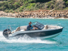 Quicksilver ACTIV 555 BOWRIDER