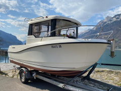 Quicksilver 555 Pilothouse