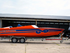 Pantera Speedboot 500 cui 8 Liter V-8