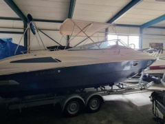 Cranchi Corallo 840 met 2x Volvo Penta V8 en tra