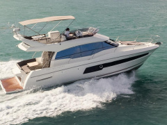 Prestige Yachts 460