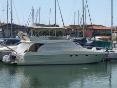 Ferretti 150