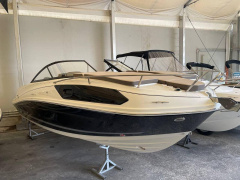 Bayliner VR6 CUDDY INBOARD