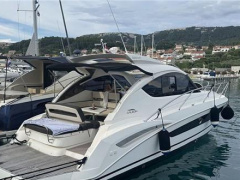 Galeon 325 HTS