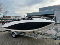 Quicksilver 555 Cabin mit Mercury F100