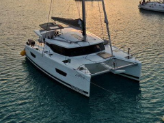 Fountaine Pajot Lucia 40