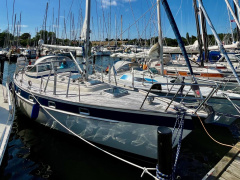 Hallberg-Rassy 382