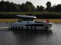 Nautic Yachts Neon 990