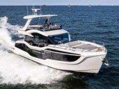 Galeon 560 Fly