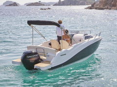 Quicksilver ACTIV 555 CABIN / Mercury 115cv