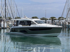 Sealine C390