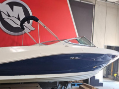 Sea Ray 230 Select Bowrider