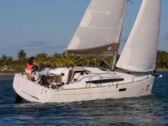 Jeanneau 349