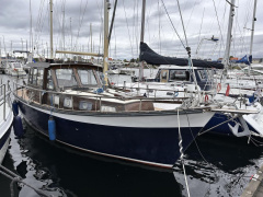 Nauticat 33