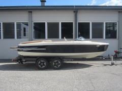 Chris Craft CAPRI 21