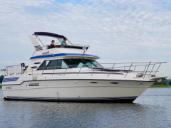 Sea Ray 415 AC