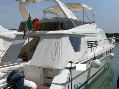 Fairline Squadron 62