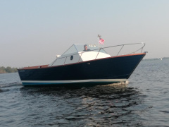 Chris Craft Cutlass Cavalier 26 Riva sound & Engine