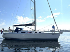 Hanse 371