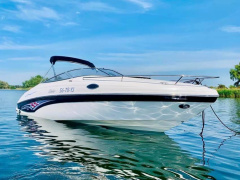 Rinker 232 Captiva Cuddy Cabin