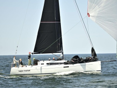 J Boats J/112E