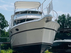 Carver 404 Flybridge