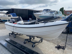Sunrise Yacht 400 Open