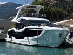 Galeon 560 FLY