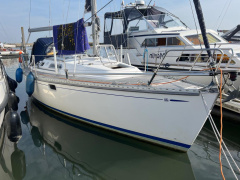 Dufour 32 integral