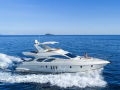 Azimut 62