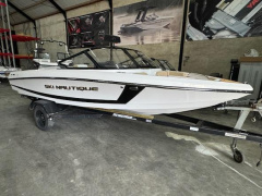 Nautique 200