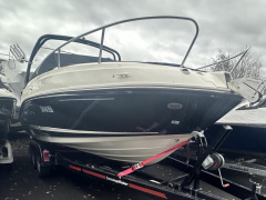 Sea Ray 230 SSE