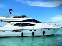 Azimut AZ 52