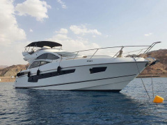 Sunseeker 68 Sport Yacht